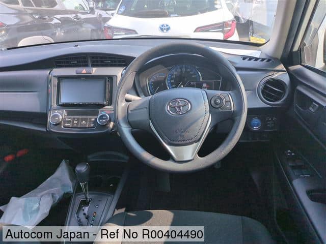 
Toyota Axio full									