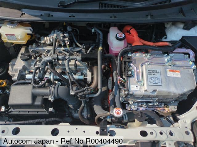 
Toyota Axio full									