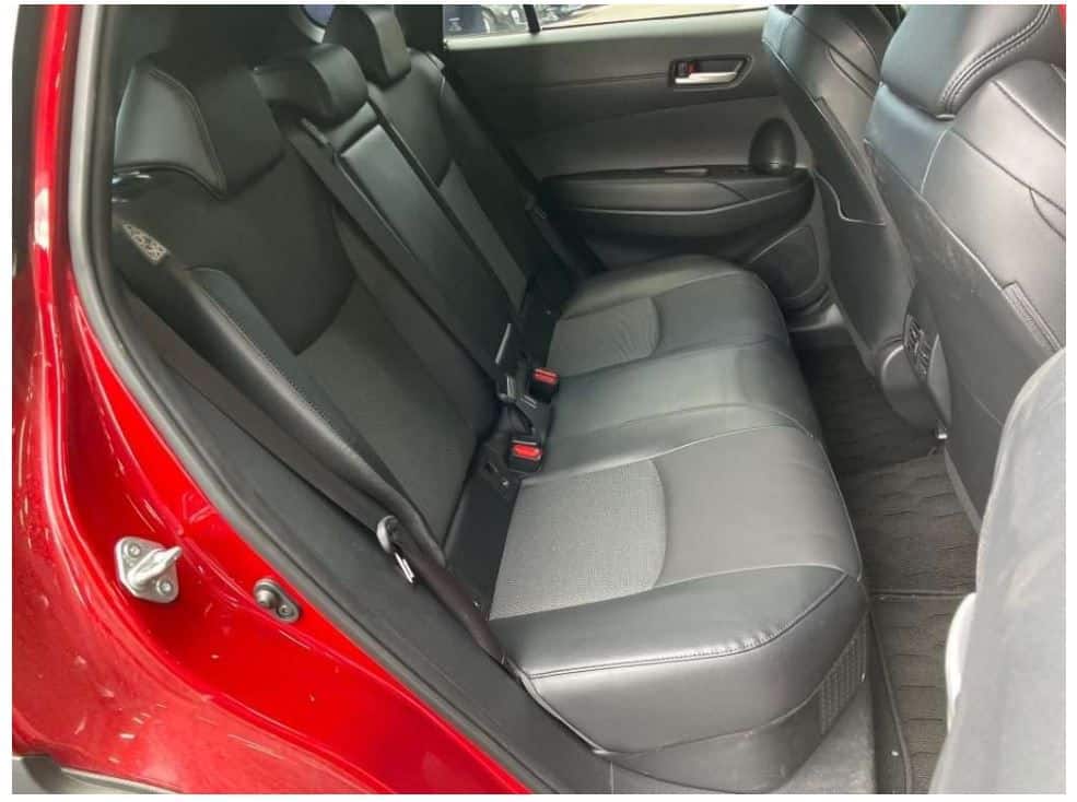 
Corolla Cross 2022 with panaromic moonroof and 360 Camera |4WD full									