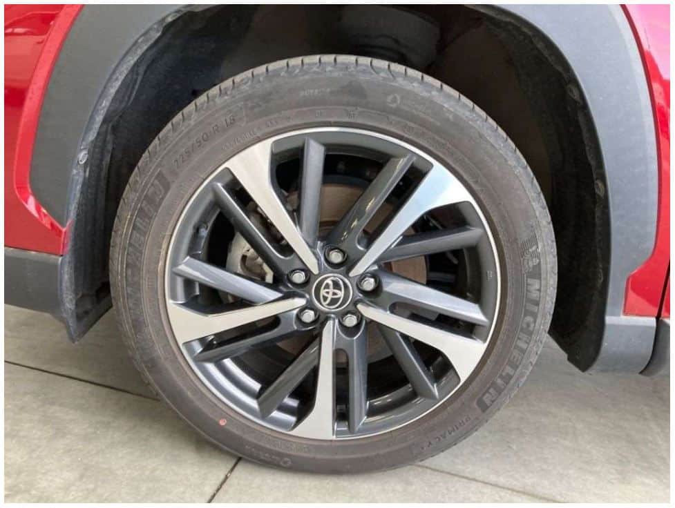 
Corolla Cross 2022 with panaromic moonroof and 360 Camera |4WD full									